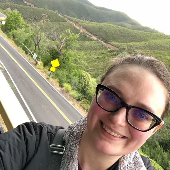 Meet your Posher, Tonya - Picture 3 of 3